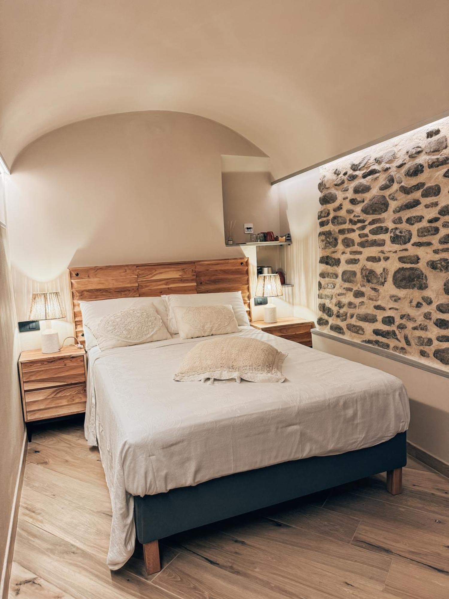 Bed and Breakfast Talking Stones Dolceacqua Exterior foto